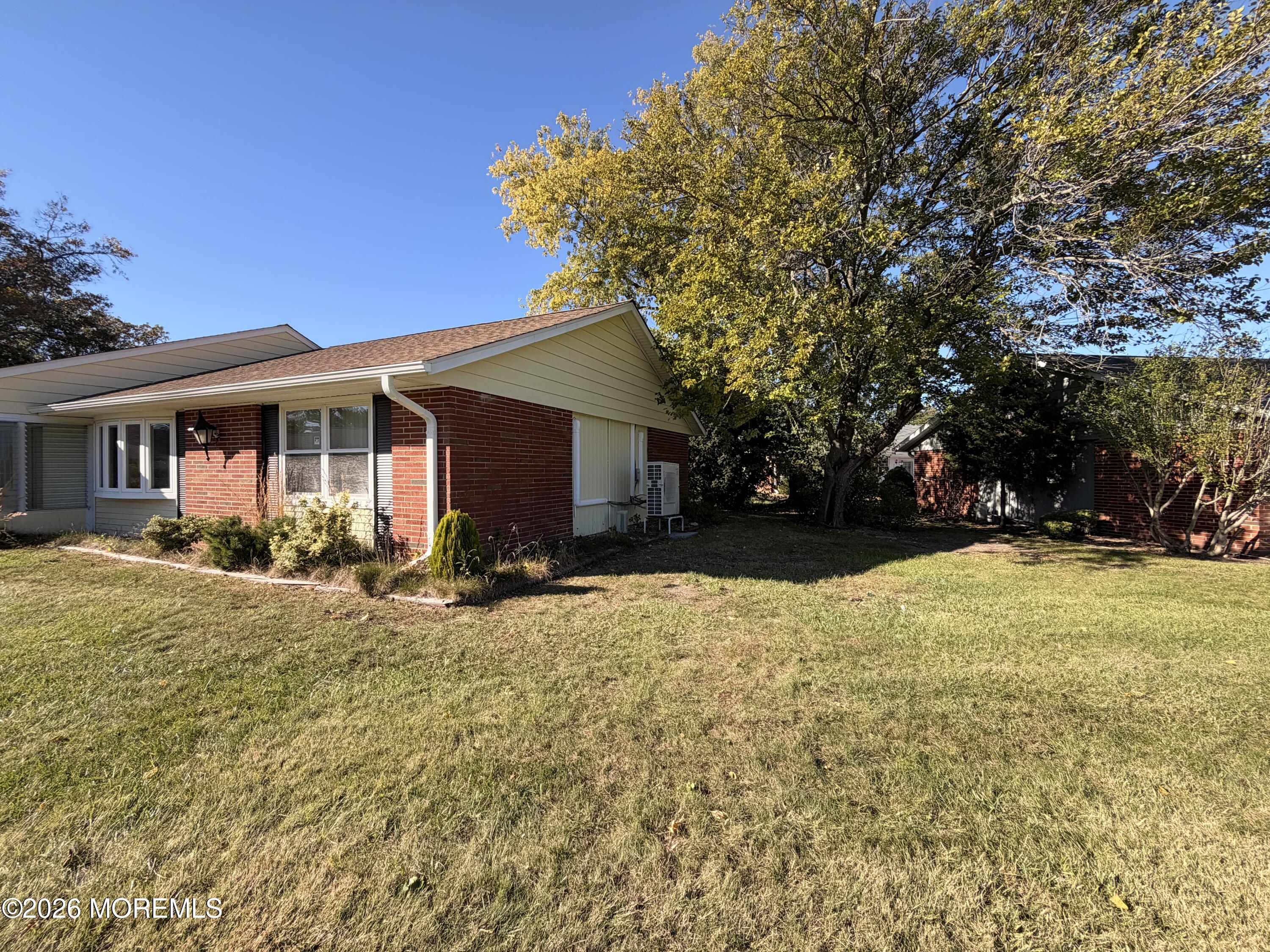 323B Coventry Court Lakewood NJ 08701