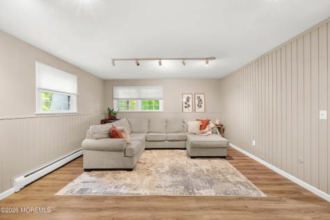 97 Beacon Hill Road Califon NJ 07830