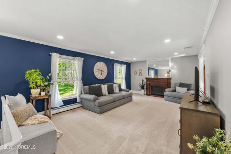 97 Beacon Hill Road Califon NJ 07830