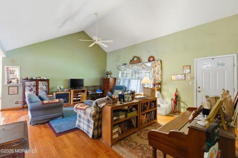 2289 Mount Hood Lane Toms River NJ 08753