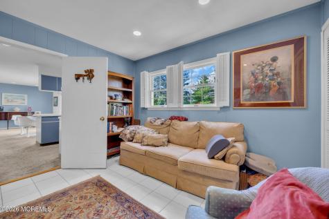 37 Faith Lane Aberdeen NJ 07747