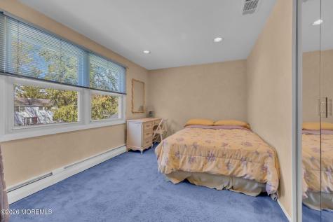 37 Faith Lane Aberdeen NJ 07747