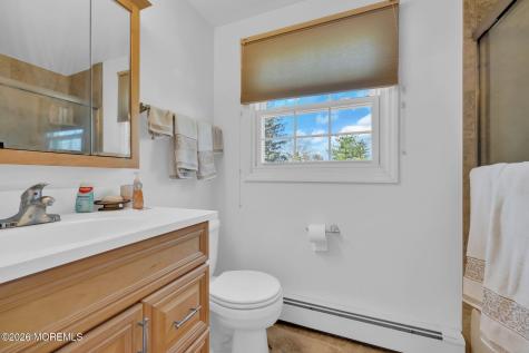 37 Faith Lane Aberdeen NJ 07747