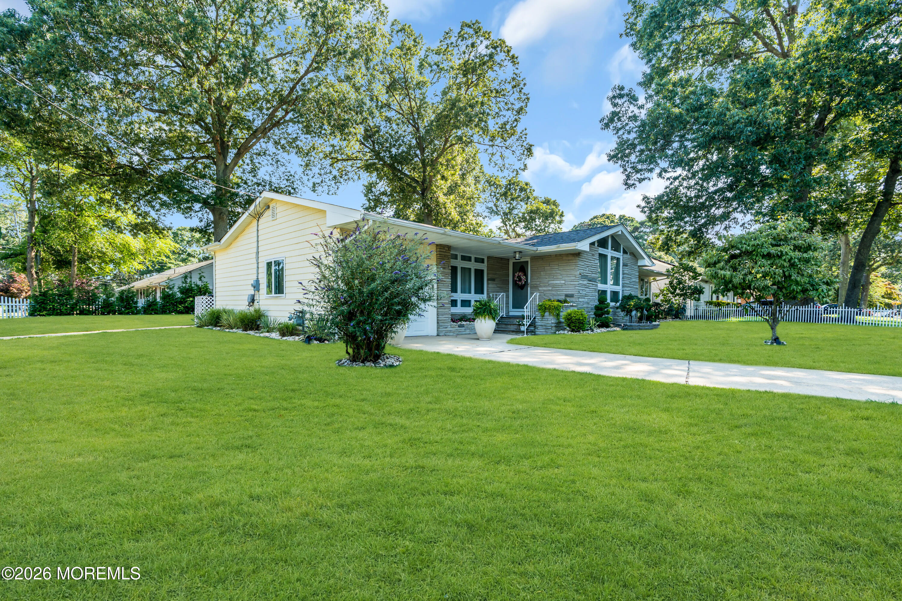 322 Riverside Drive Berkeley NJ 08721