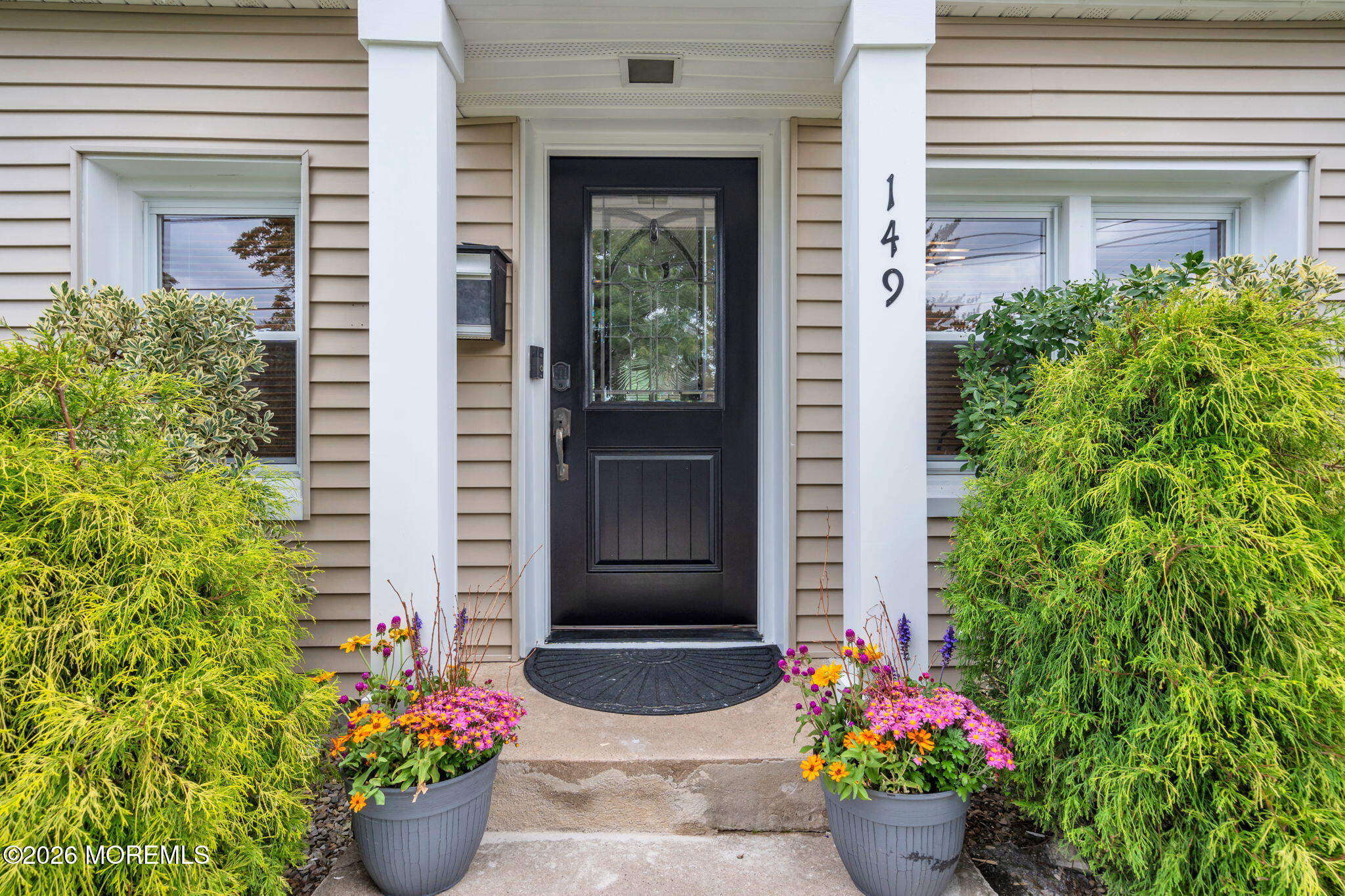 149 11th Street Belford NJ 07718