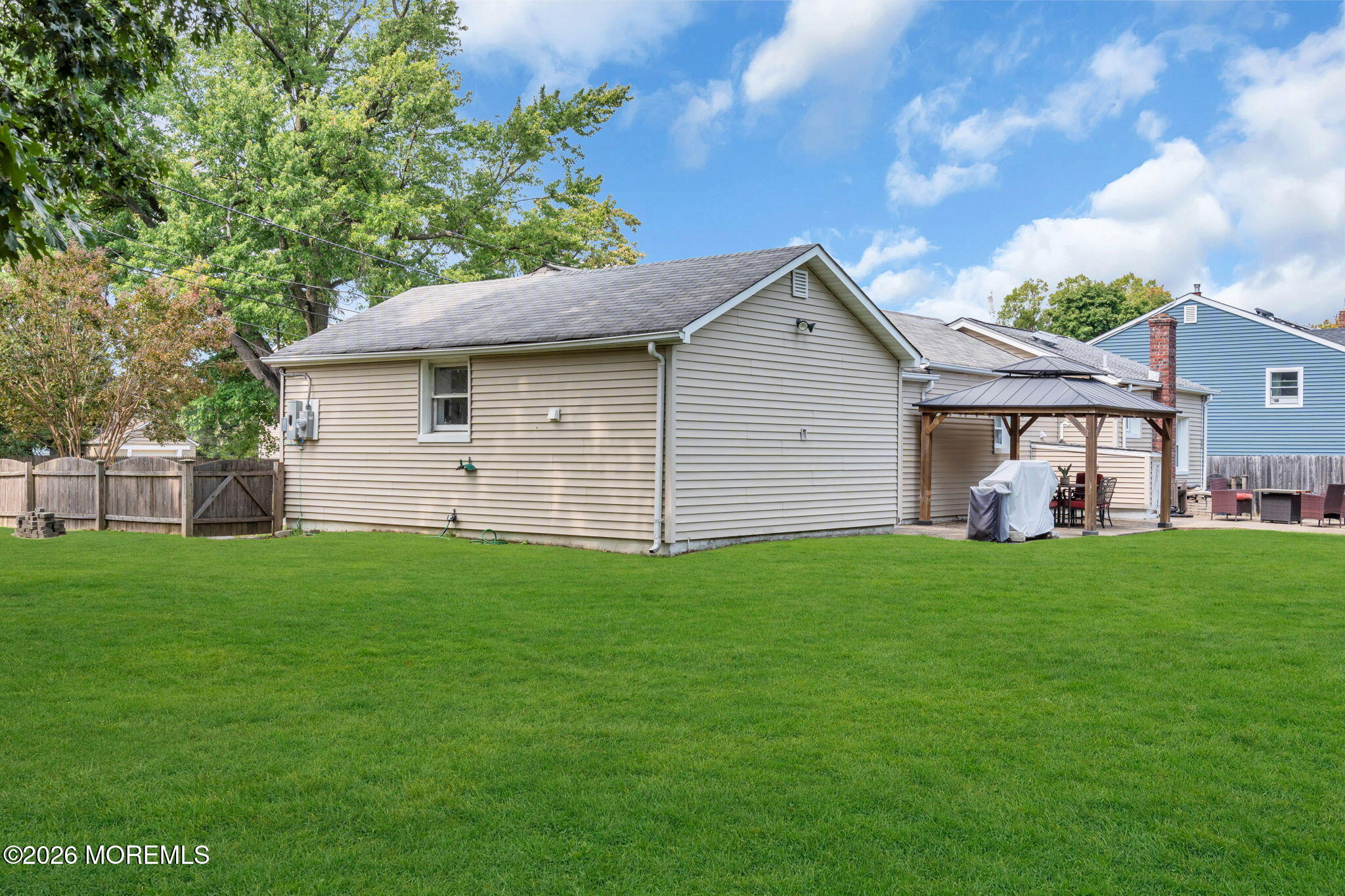 149 11th Street Belford NJ 07718