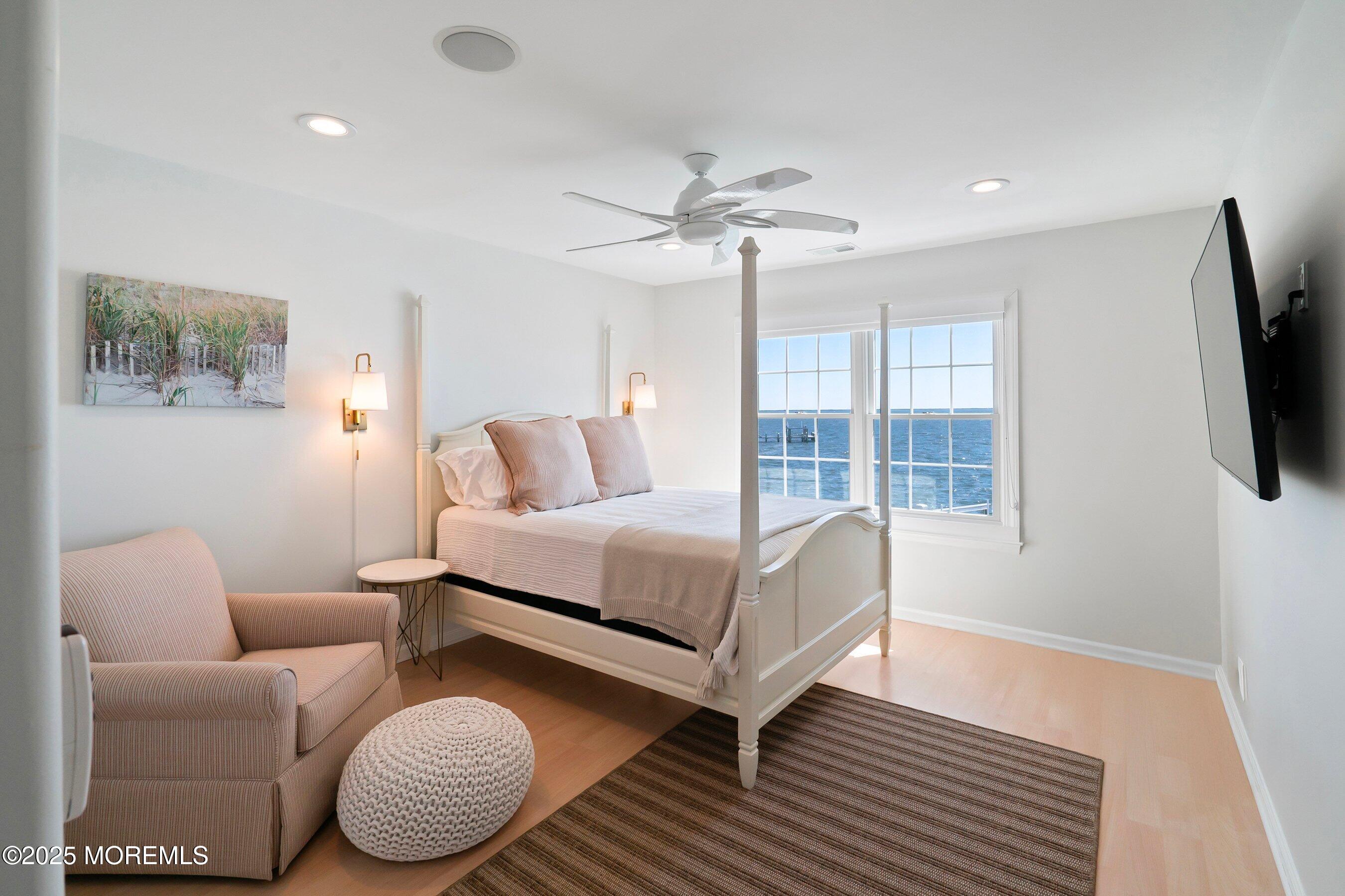8 Jibsail Drive Bayville NJ 08721