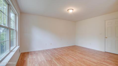 109 Woodland Drive Aberdeen NJ 07747