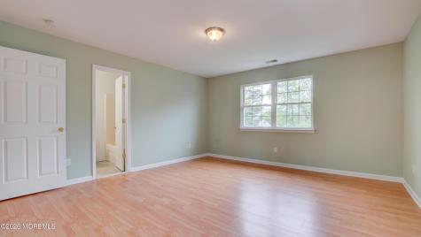 109 Woodland Drive Aberdeen NJ 07747