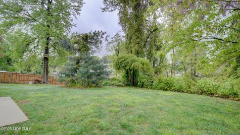 109 Woodland Drive Aberdeen NJ 07747