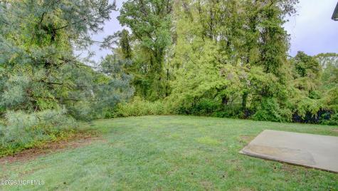 109 Woodland Drive Aberdeen NJ 07747