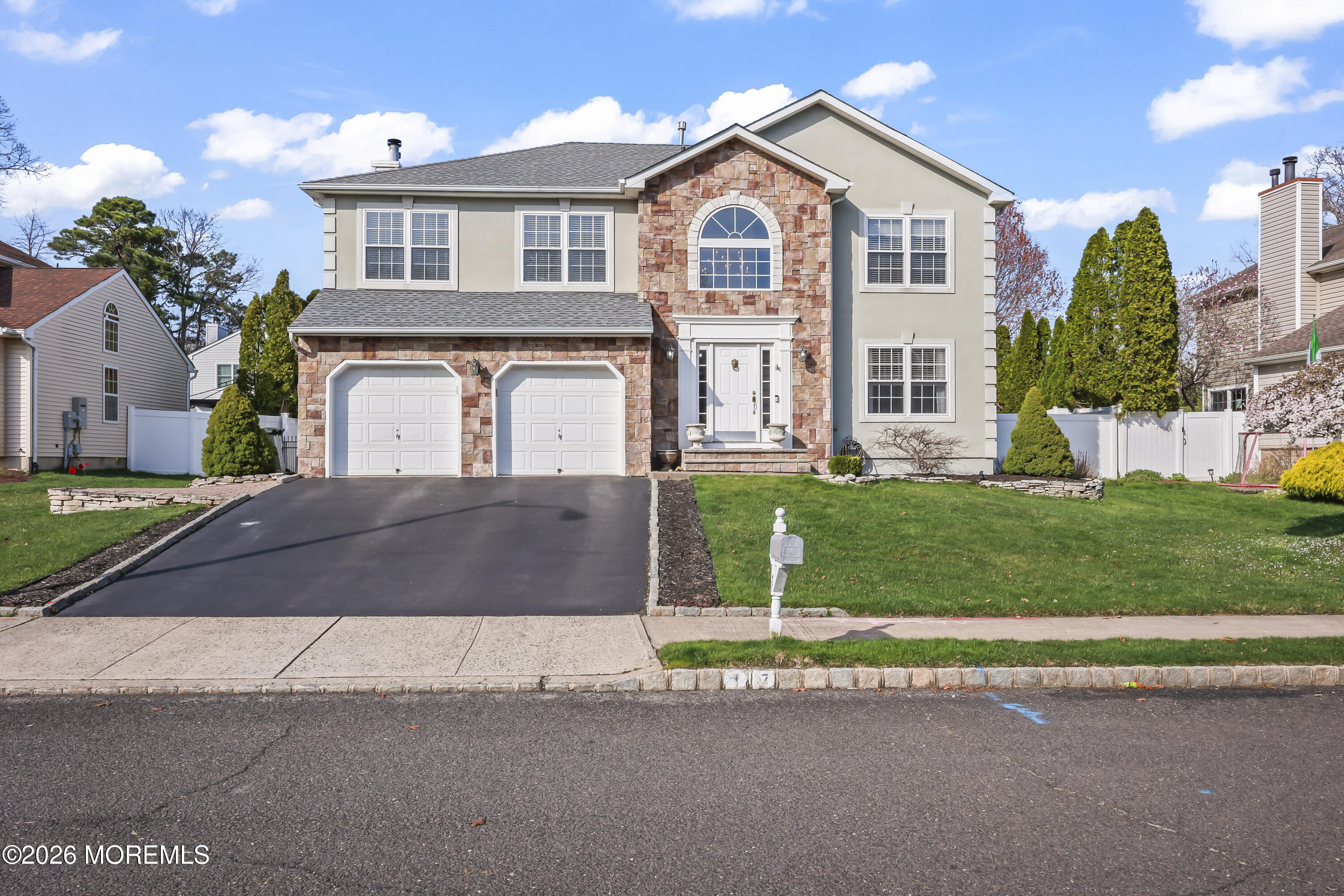 17 Sun Hollow Road Howell NJ 07731