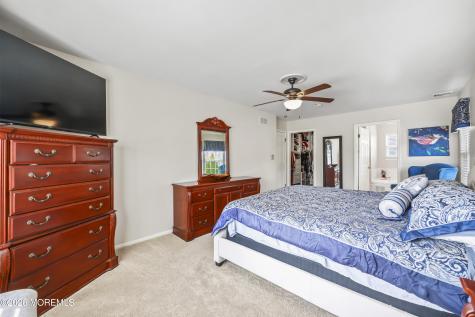 17 Sun Hollow Road Howell NJ 07731