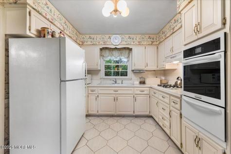 204 Dutch Lane Road Freehold NJ 07728