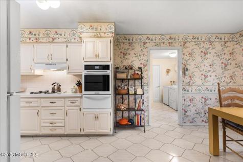 204 Dutch Lane Road Freehold NJ 07728