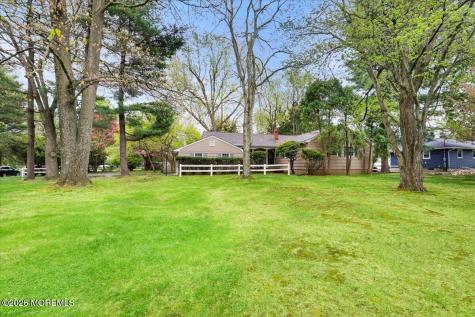 204 Dutch Lane Road Freehold NJ 07728