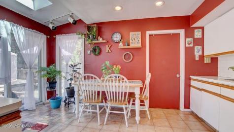 8 Darby Road Marlboro NJ 07746