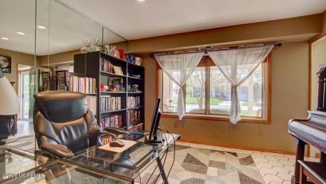 8 Darby Road Marlboro NJ 07746