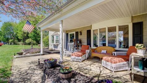 8 Darby Road Marlboro NJ 07746