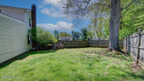 8 Darby Road Marlboro NJ 07746