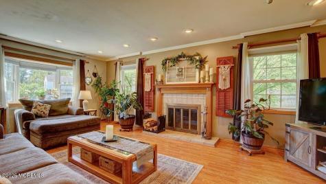 8 Darby Road Marlboro NJ 07746