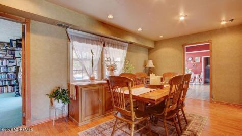 8 Darby Road Marlboro NJ 07746