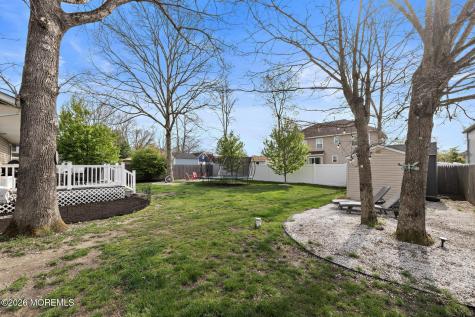 139 Bosun Avenue Manahawkin NJ 08050