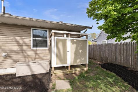 139 Bosun Avenue Manahawkin NJ 08050