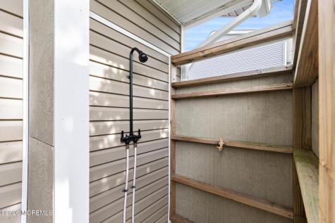 139 Bosun Avenue Manahawkin NJ 08050