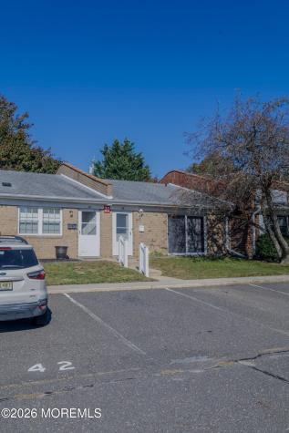 46 Breeze Court Brick NJ 08724