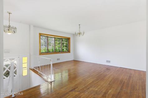 14 Woodridge Avenue Toms River NJ 08755