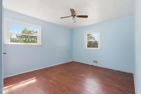 14 Woodridge Avenue Toms River NJ 08755