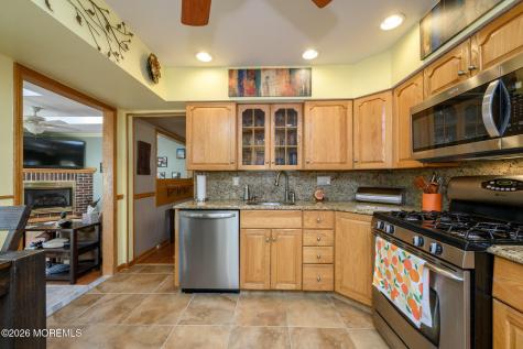 10 Eric Drive Howell NJ 07731