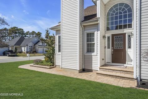 11 Beach Haven Way Waretown NJ 08758