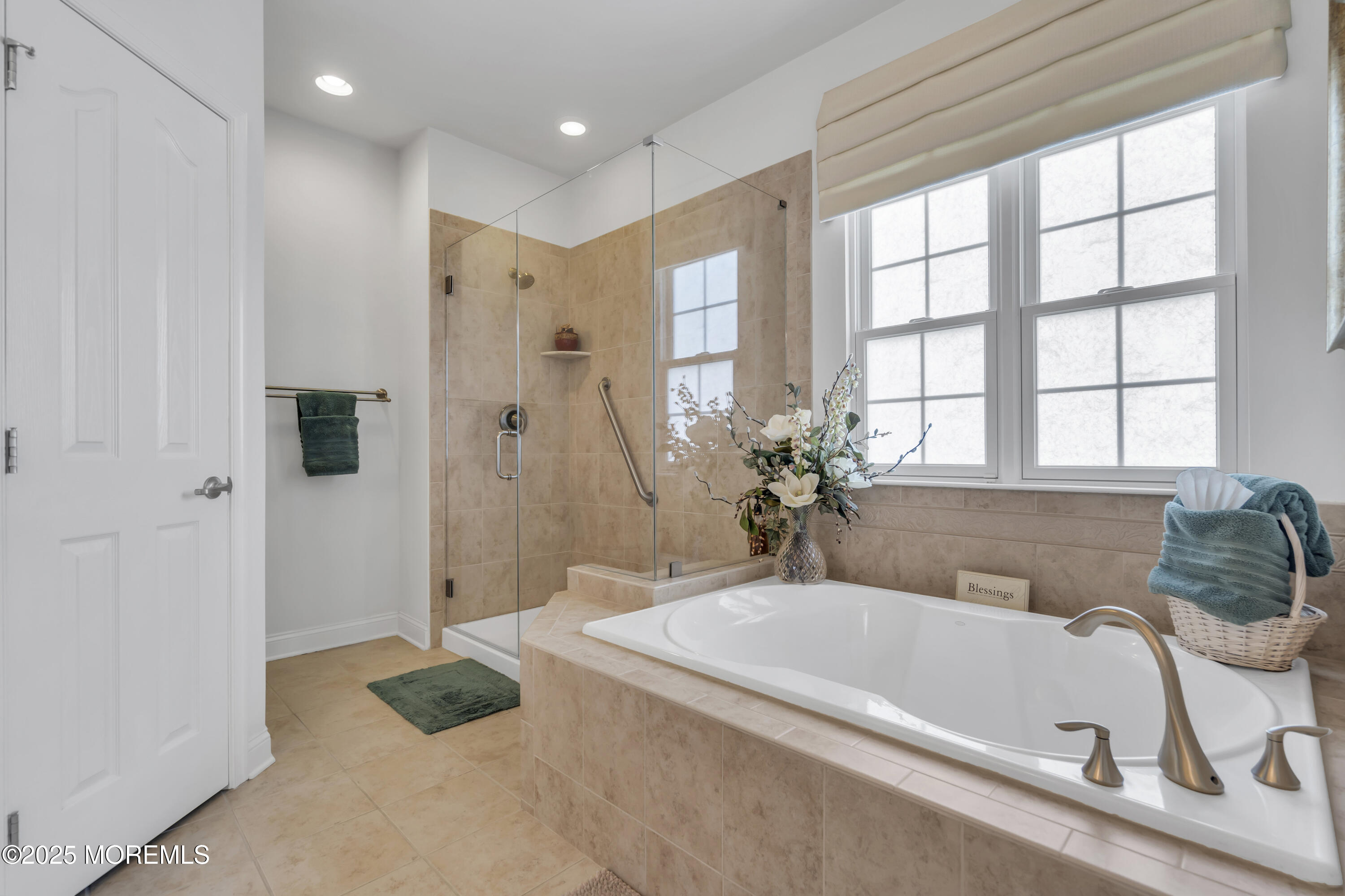 11 Beach Haven Way Waretown NJ 08758