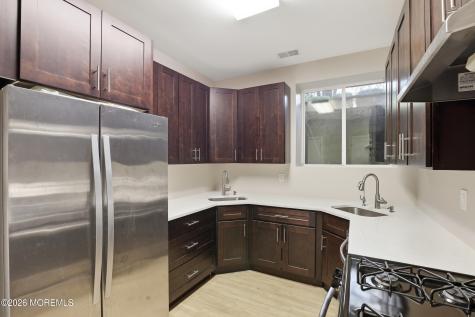 10 New York Avenue Lakewood NJ 08701