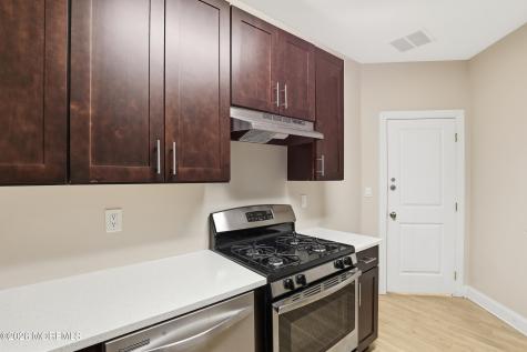 10 New York Avenue Lakewood NJ 08701