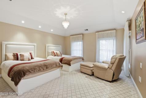 10 New York Avenue Lakewood NJ 08701