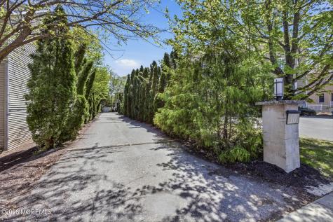 10 New York Avenue Lakewood NJ 08701