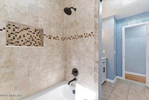 629 W Commodore Boulevard Jackson NJ 08527