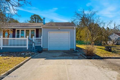 629 W Commodore Boulevard Jackson NJ 08527
