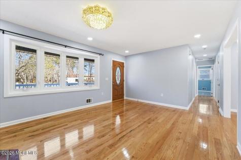 629 W Commodore Boulevard Jackson NJ 08527
