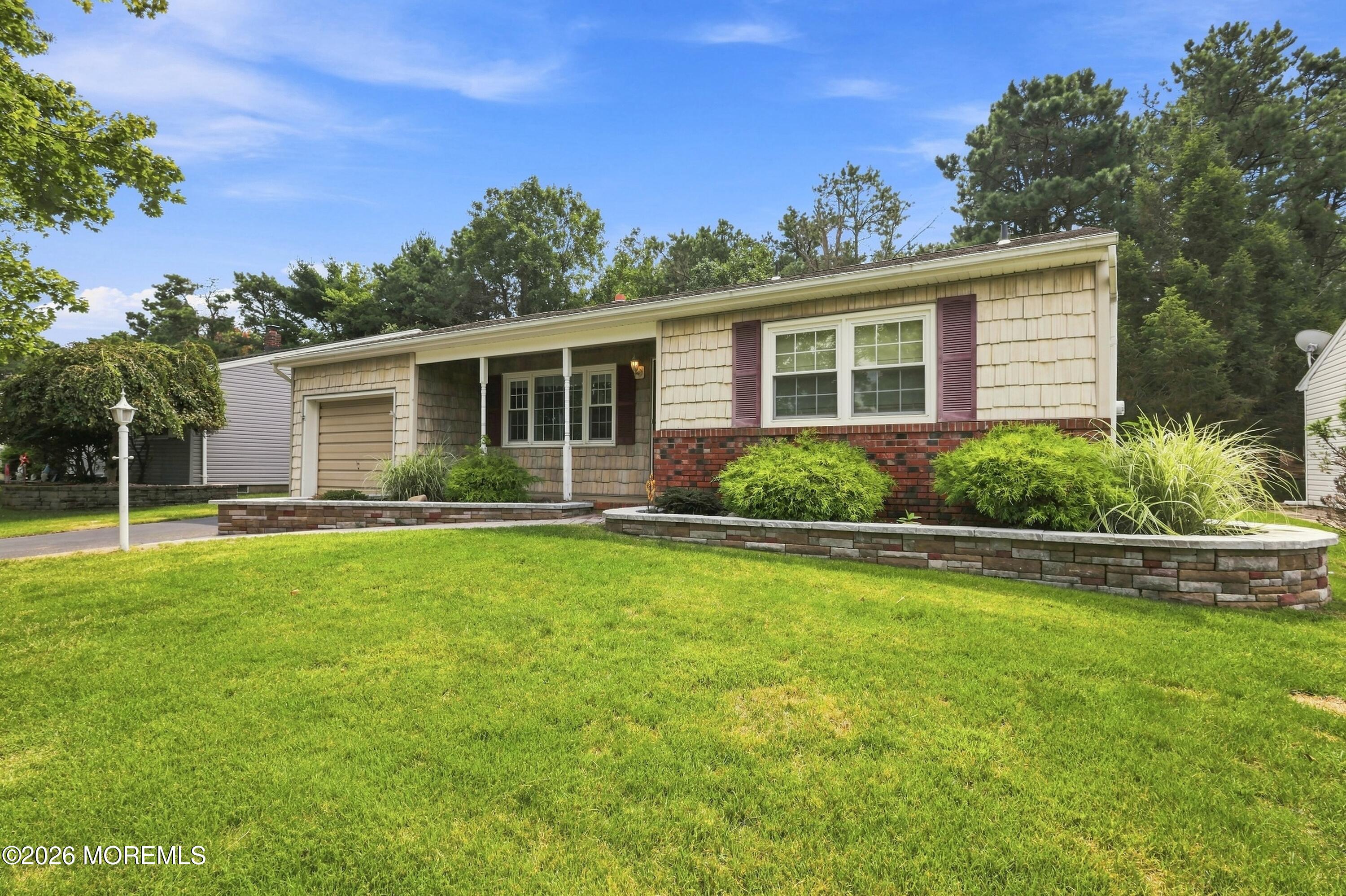 42 Castleton Drive Toms River NJ 08757