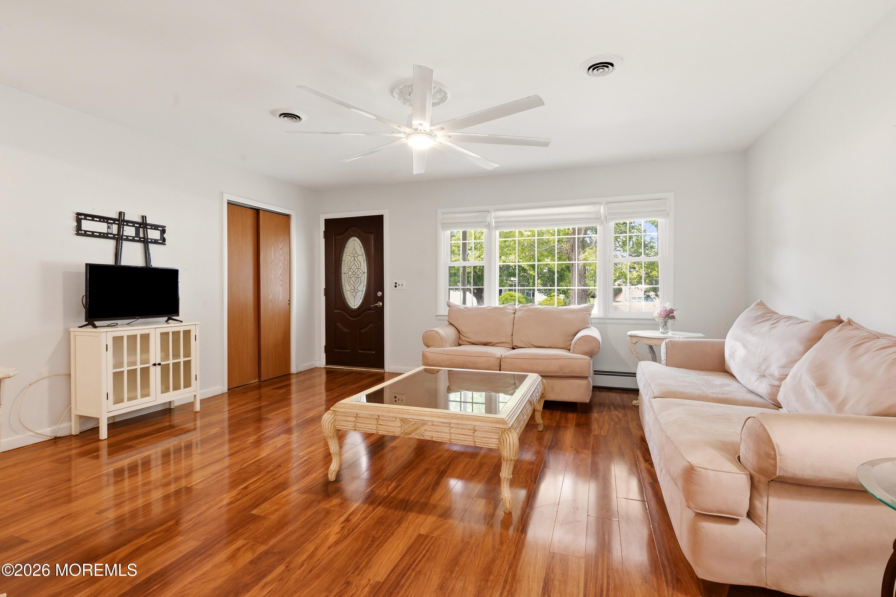 42 Castleton Drive Toms River NJ 08757