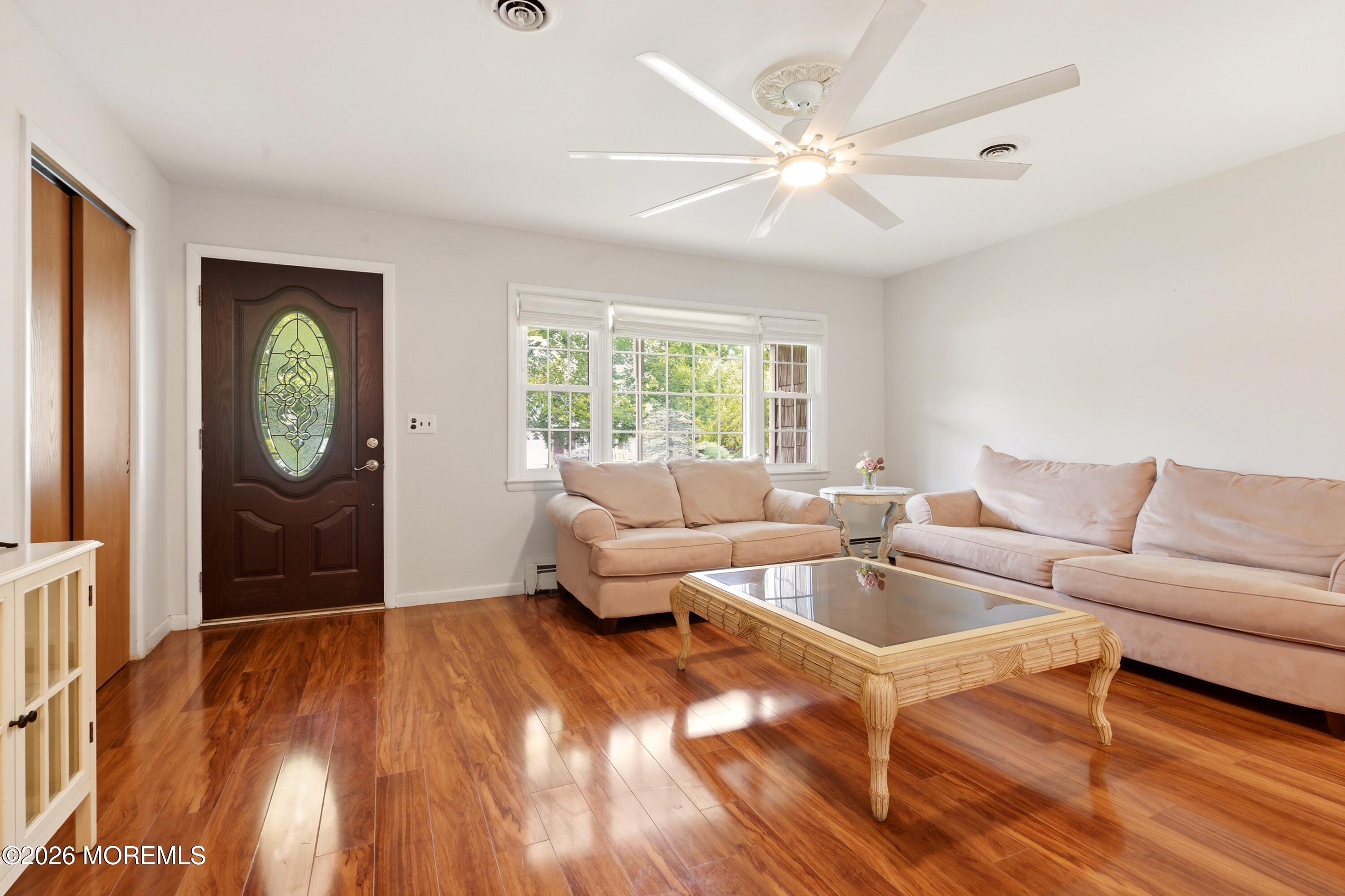 42 Castleton Drive Toms River NJ 08757
