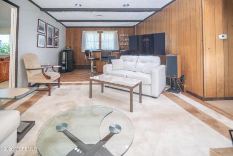 177 Kingfisher Drive Middletown NJ 07748