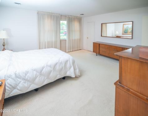 177 Kingfisher Drive Middletown NJ 07748