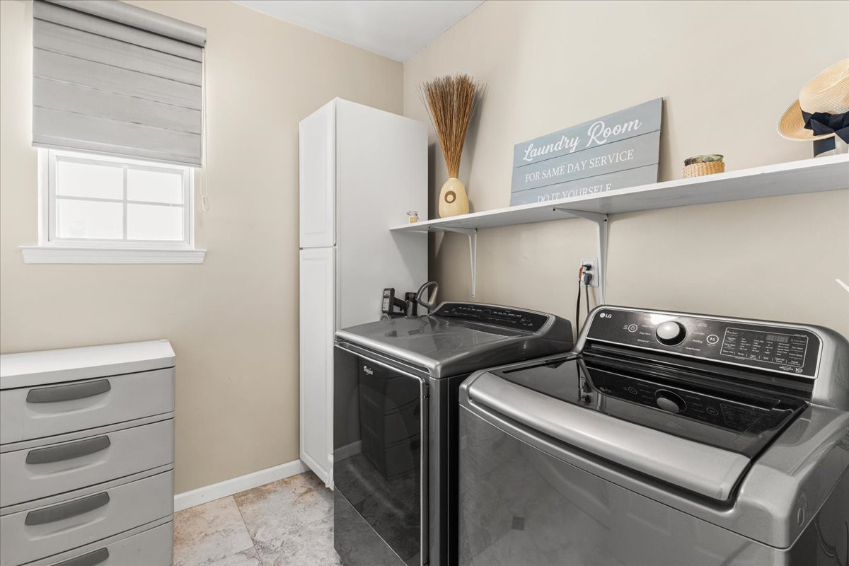67 Winding Brook Drive Matawan NJ 07747