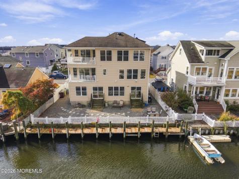243 Dogwood Drive Bayville NJ 08721