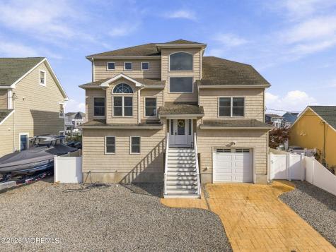 243 Dogwood Drive Bayville NJ 08721